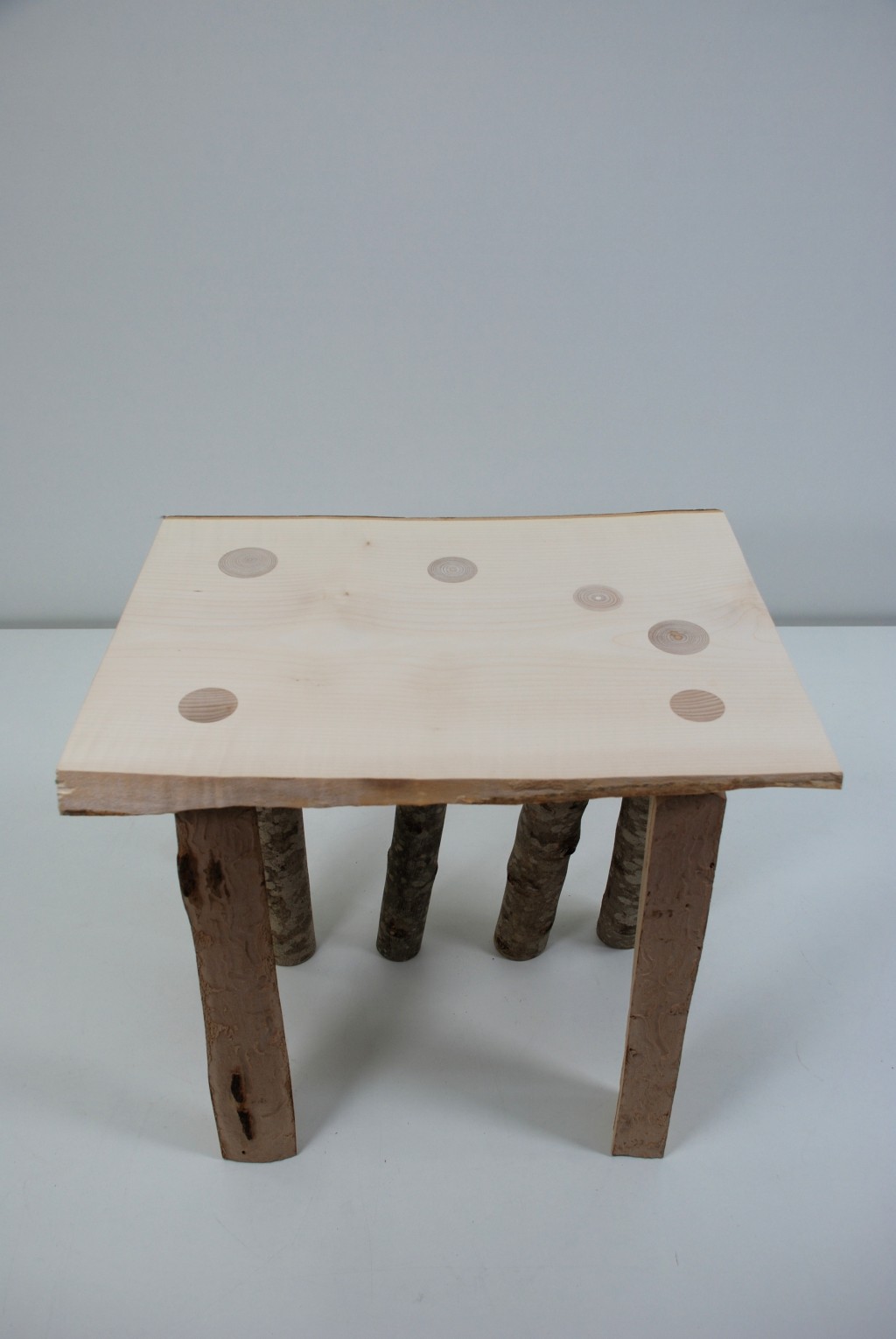 Hocker '11315', Andres Bally