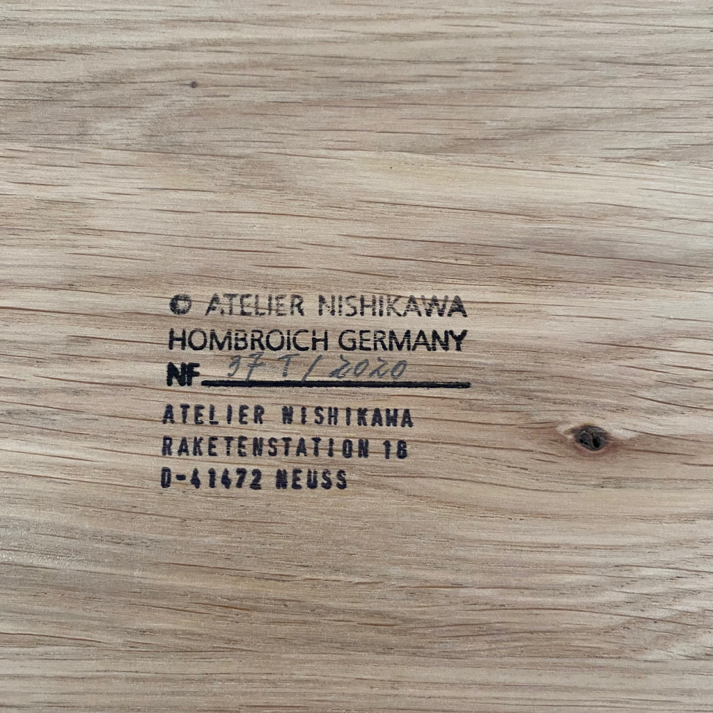 Hockertisch 'NF 37T', Katsuhito Nishikawa 2010