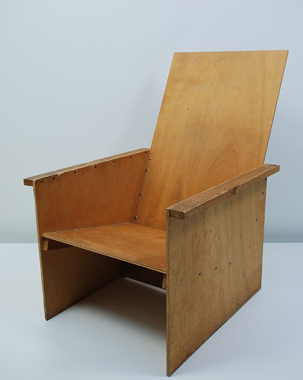 Zwei Armlehnsessel und ein Tisch, Johan Röing 1992