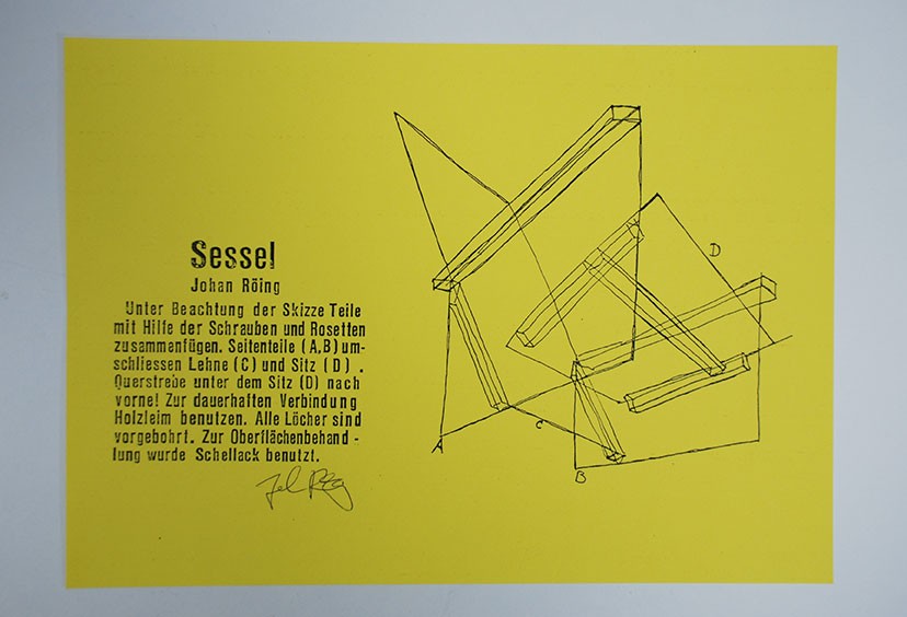 Zwei Armlehnsessel und ein Tisch, Johan Röing 1992