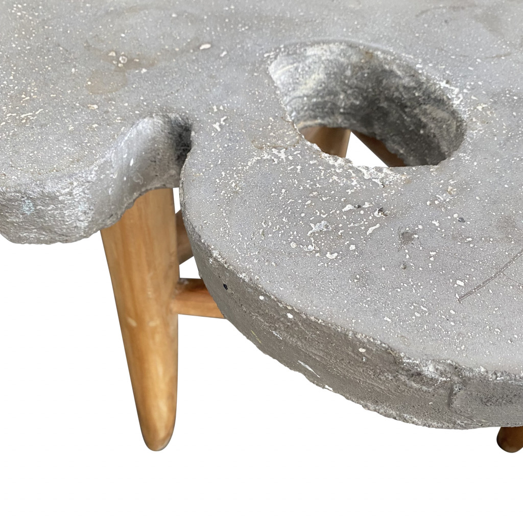 Skulptur 'Palettentisch', Ulrich Görtz, 2001