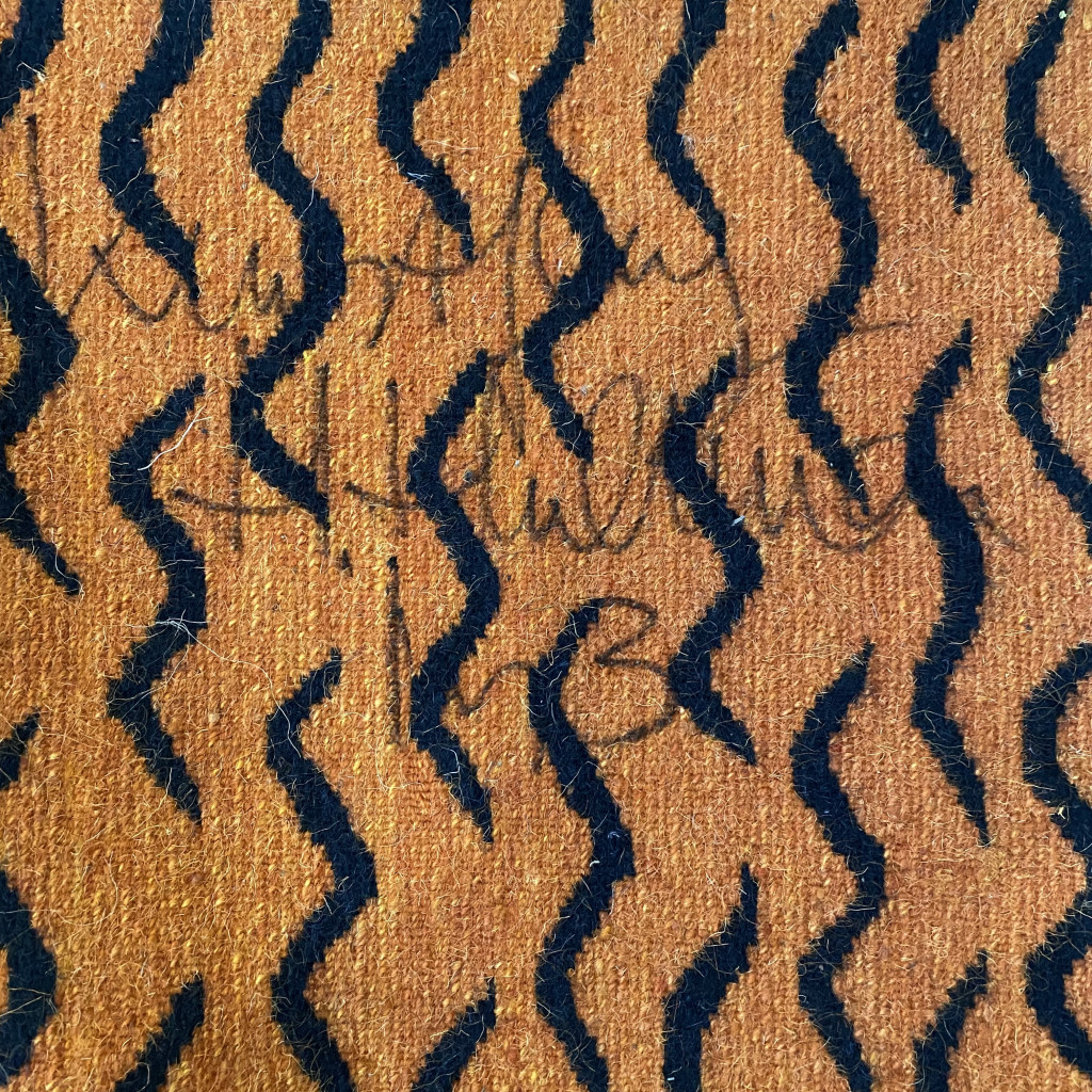 Teppich Nr. 3/9 'Zwei tibetische Tiger sehen sich an', Kunstflug - Harald Hullmann 1994